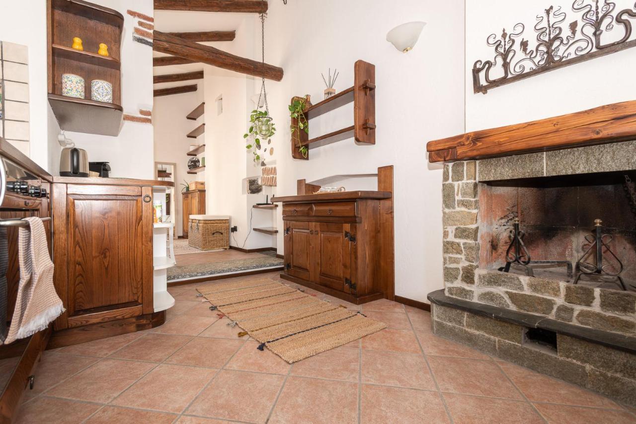 Cozy Studio In Old Town Apartment Como Luaran gambar