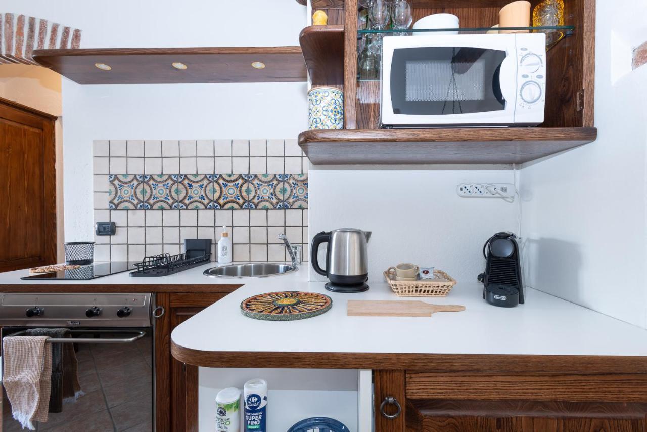 Cozy Studio In Old Town Apartment Como Luaran gambar